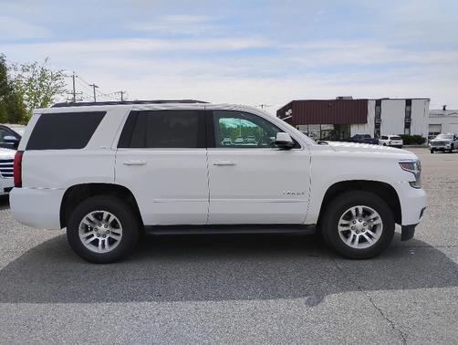 White 2016 Chevrolet Tahoe LS
