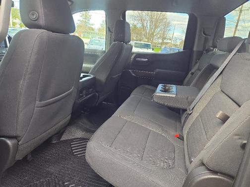 Black 2021 Chevrolet Silverado 1500 LT Trail Boss