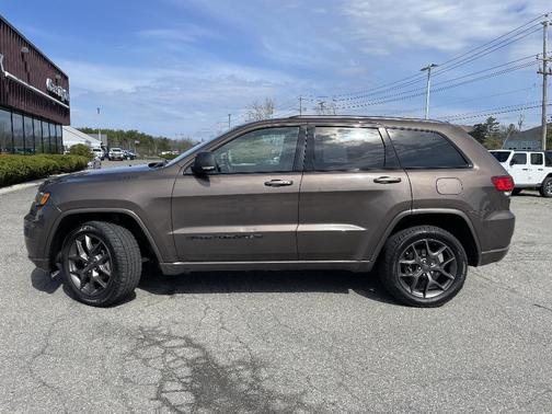 Brown 2021 Jeep Grand Cherokee Limited