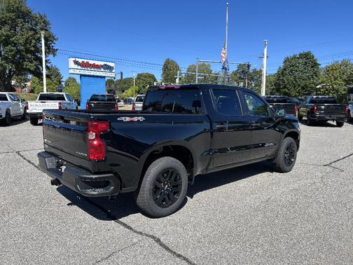 Black 2026 Chevrolet Silverado 1500 Custom