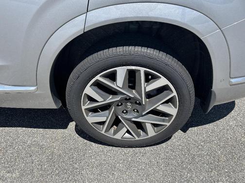 Silver 2023 Hyundai SANTA FE Calligraphy