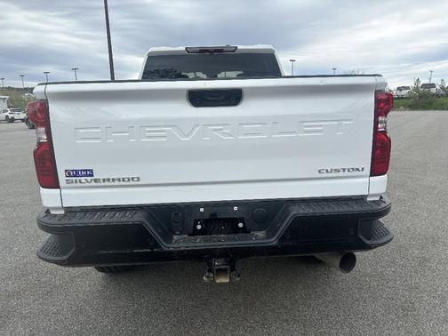 White 2024 Chevrolet Silverado 2500 Custom