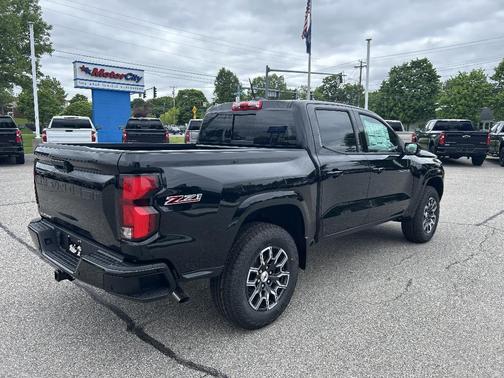 Black 2026 Chevrolet Colorado Z71