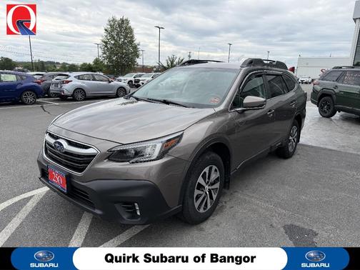Brilliant Bronze Metallic 2022 Subaru Outback Premium