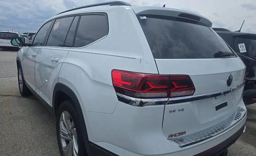 2021 Volkswagen Atlas SE w/Tech Pkg Sport Utility 4D