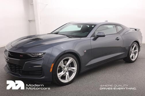 Shadow Gray Metallic 2019 Chevrolet Camaro 1SS