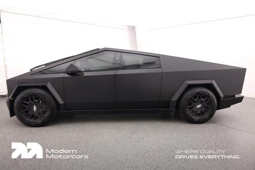 Stainless Steel 2024 Tesla Cybertruck Cyberbeast