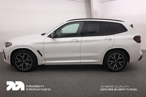 Mineral White Metallic 2024 BMW X3 M40i