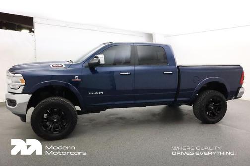 2022 RAM 2500 Laramie Crew Cab 4x4 6'4' Box