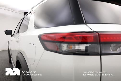 2022 Nissan Pathfinder Platinum 4WD