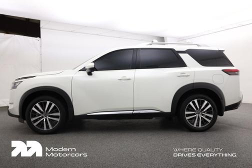 2022 Nissan Pathfinder Platinum 4WD