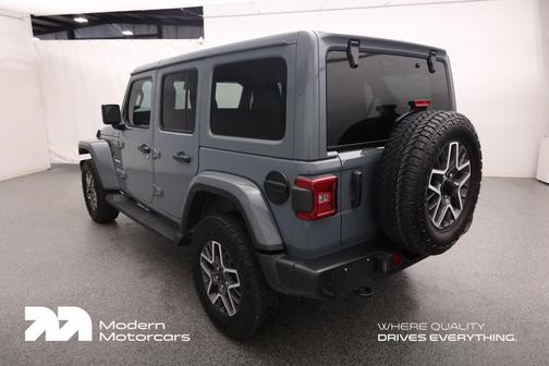 Anvil Clear Coat 2024 Jeep Wrangler 4-Door Sahara 4x4