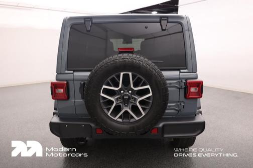 Anvil Clear Coat 2024 Jeep Wrangler 4-Door Sahara 4x4
