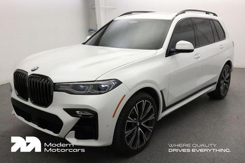 2022 BMW X7 M50i