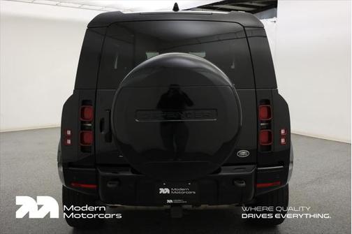 2022 Land Rover Defender 90 X-Dynamic HSE