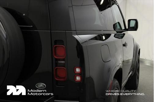 2022 Land Rover Defender 90 X-Dynamic HSE
