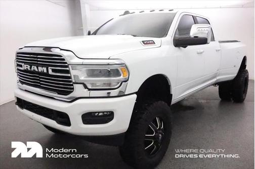 2024 RAM 3500 Laramie Crew Cab 4x4 8' Box