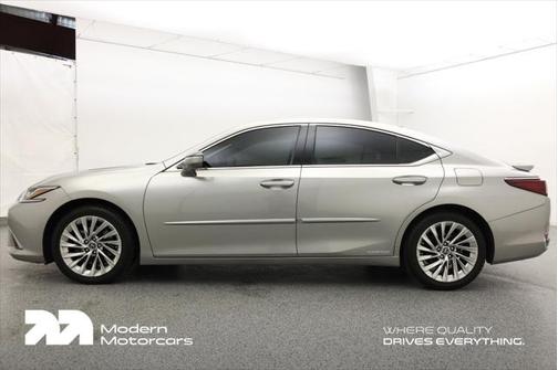 2021 Lexus ES 300h Luxury