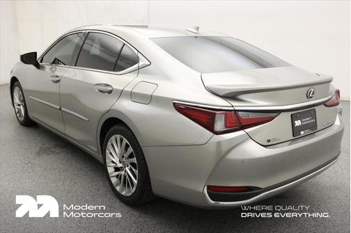 2021 Lexus ES 300h Luxury