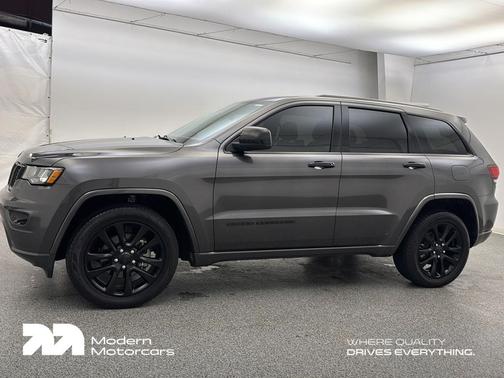 2019 Jeep Grand Cherokee Altitude