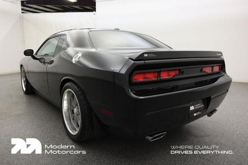 2009 Dodge Challenger SRT8