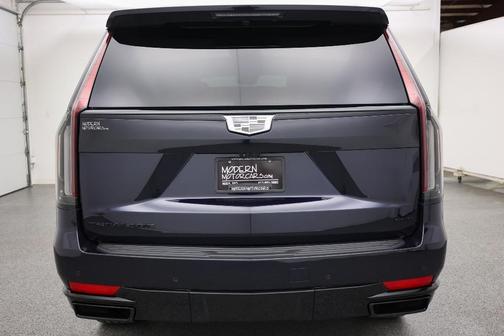 Photo 5 of 54 of 2022 Cadillac Escalade Sport