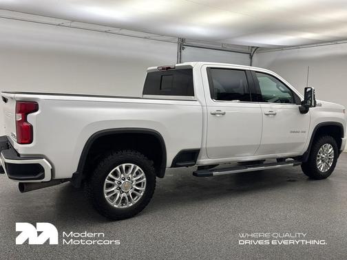 2022 Chevrolet Silverado 2500 High Country
