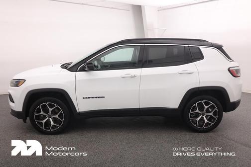 Bright White Clearcoat 2025 Jeep Compass Limited
