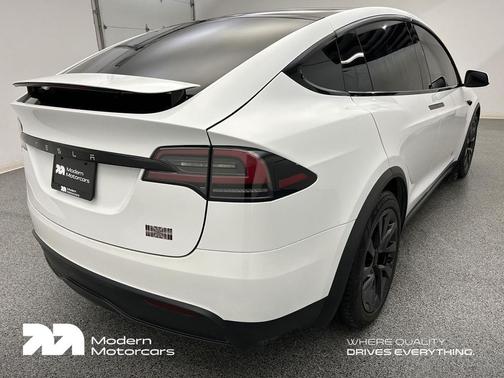 2023 Tesla Model X Plaid Tri Motor All-Wheel Drive