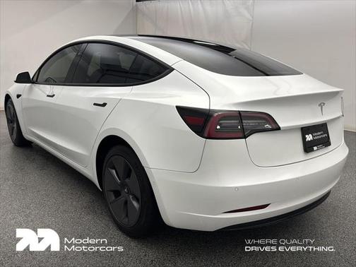 2022 Tesla Model 3 Standard Range