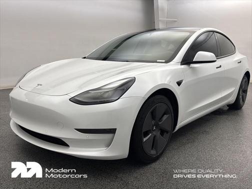 2022 Tesla Model 3 Standard Range