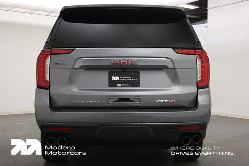 2022 GMC Yukon 4WD AT4