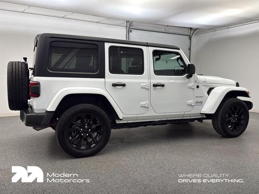 2023 Jeep Wrangler 4xe Sahara