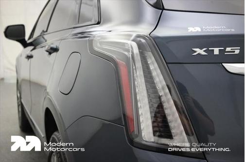 2020 Cadillac XT5 Sport