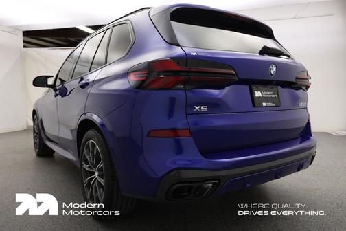 2025 BMW X5 M60i