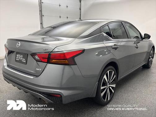 2021 Nissan Altima SR Intelligent AWD