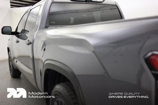 2022 Toyota Tundra Platinum