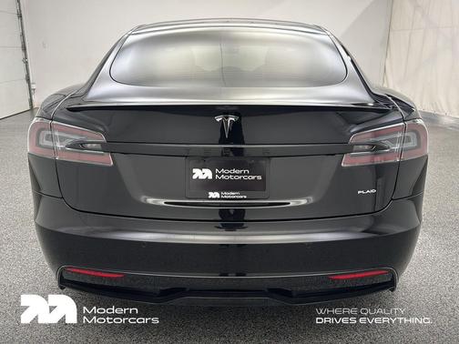 2021 Tesla Model S Plaid