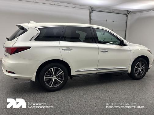 2017 INFINITI QX60 Base