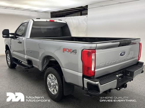 2023 Ford F-350 XLT