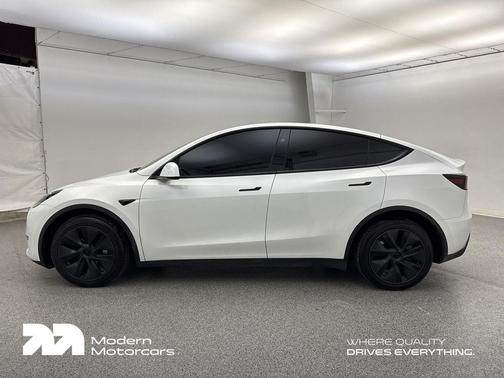 2024 Tesla Model Y Long Range Dual Motor All-Wheel Drive