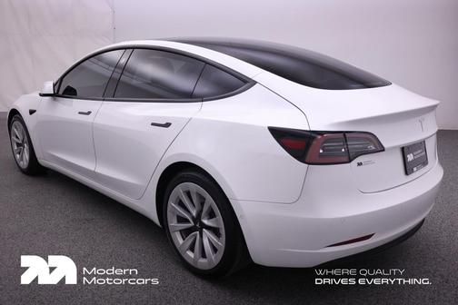 Pearl White Multi-Coat 2021 Tesla Model 3 Standard Range Plus