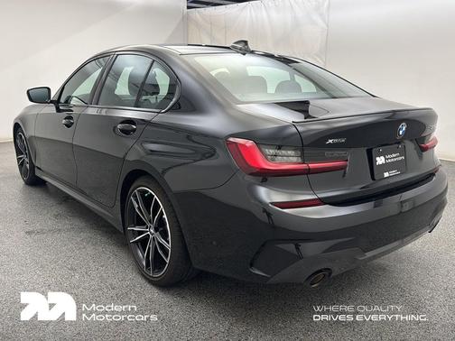 2022 BMW 330 xDrive