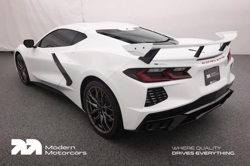 Arctic White 2024 Chevrolet Corvette Stingray w/1LT
