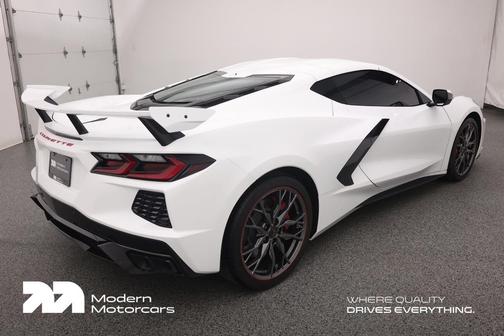 Arctic White 2024 Chevrolet Corvette Stingray w/1LT