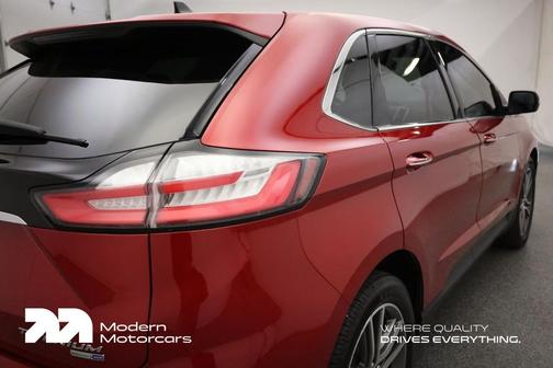 2020 Ford Edge Titanium