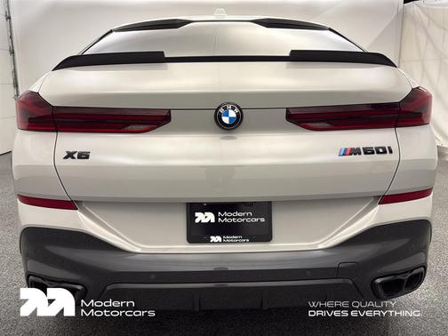 2025 BMW X6 M60i