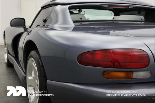 2000 Dodge Viper RT/10