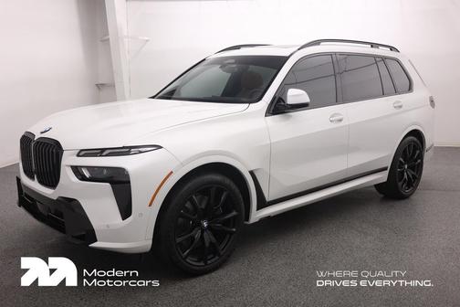 Mineral White Metallic 2025 BMW X7 xDrive40i