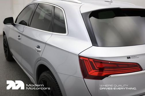 2023 Audi Q5 45 S line Premium